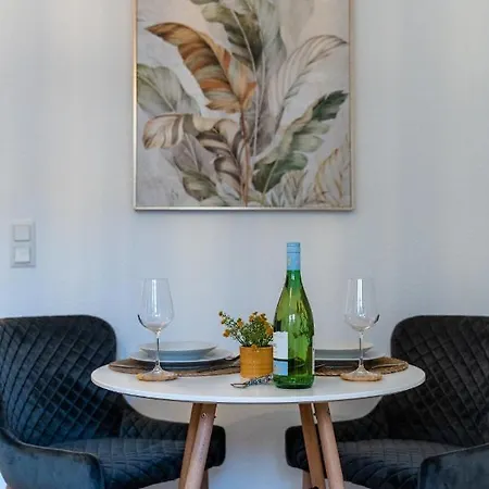 Zentral & Modern Nahe Hauptbahnhof Mit Privatparkplatz & Schnellem Wlan Apartment Essen